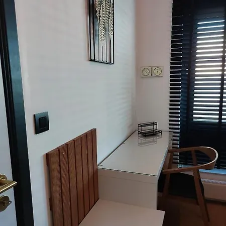 The Vans Appartamento De Panne