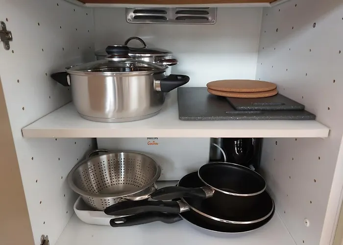 The Vans Apartament *